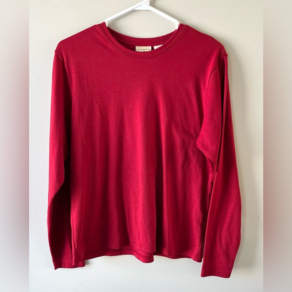 LL Bean Women’s Red Long Sleeve Shirt Size Large Crewneck - Normcore Essential